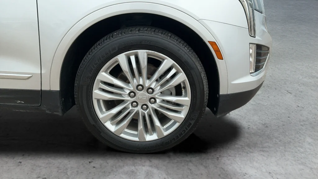 Used 2018 Silver Cadillac Premium Luxury image 25