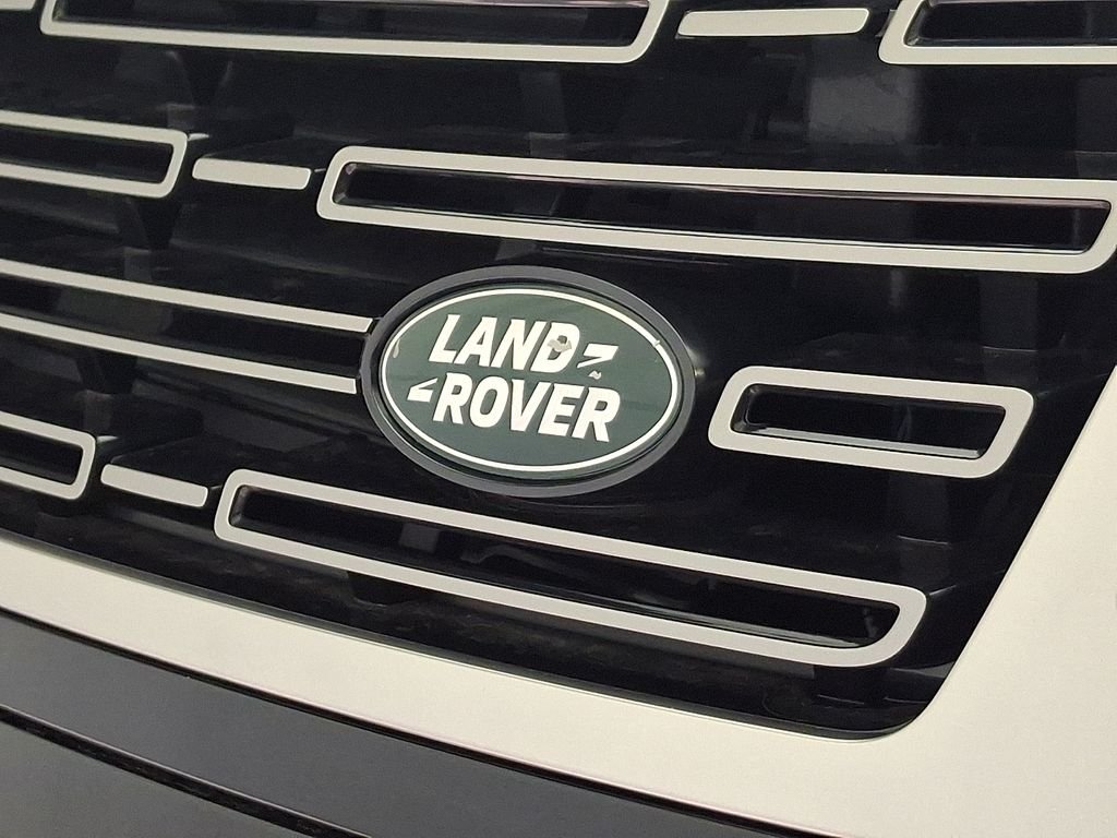New 2026 Santorini Black Land Rover SE image 22