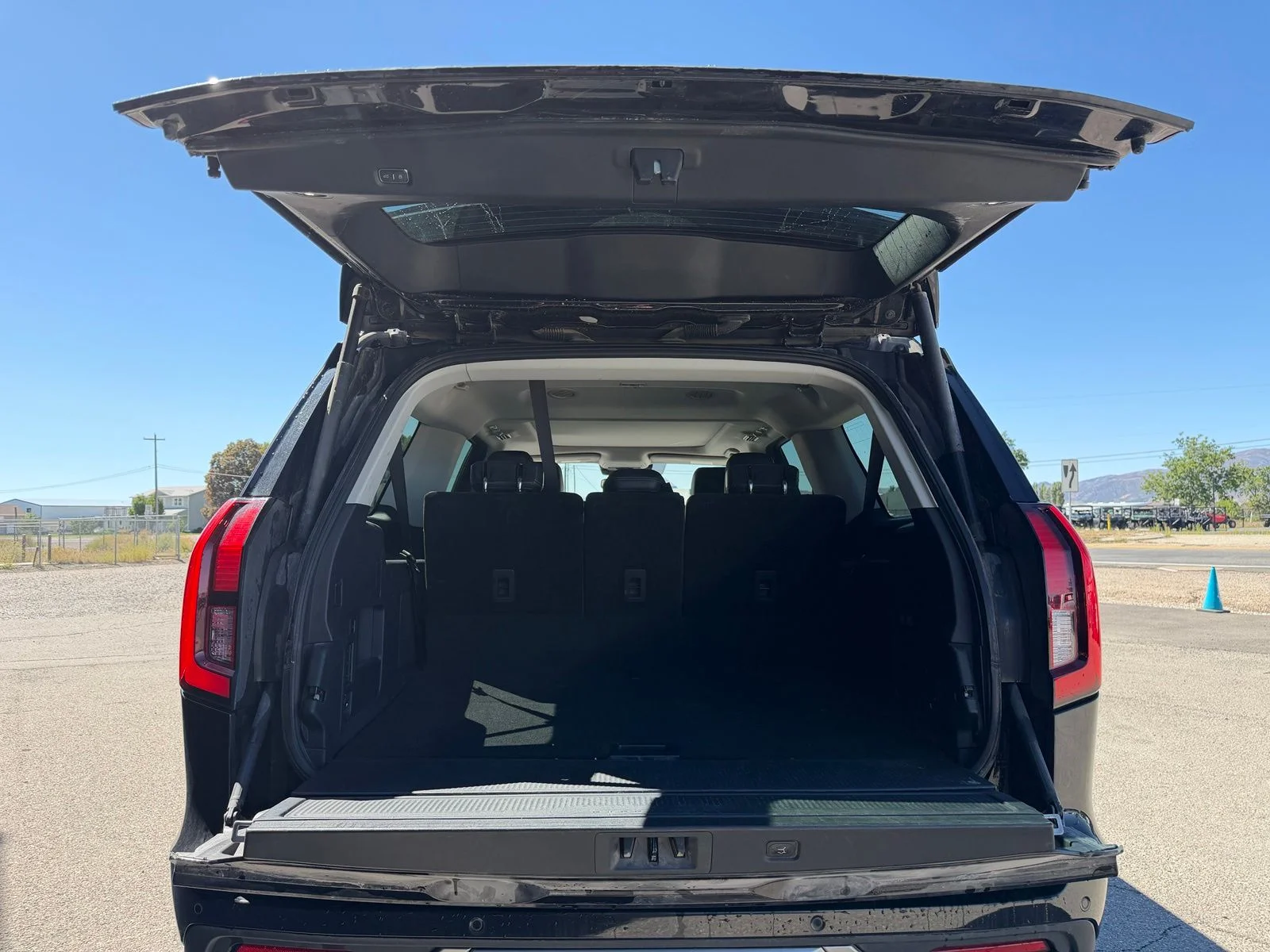 Used 2025 Black Ford Platinum image 15