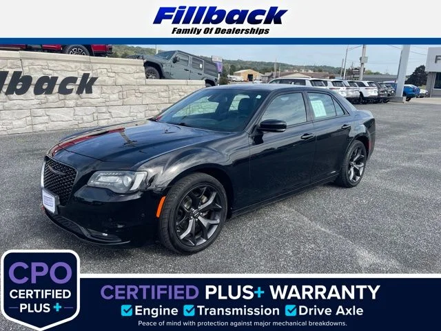 2022 Chrysler 300 S