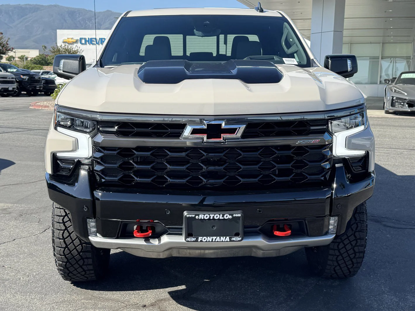 2026 Chevrolet Silverado 1500 ZR2 - Photo 2