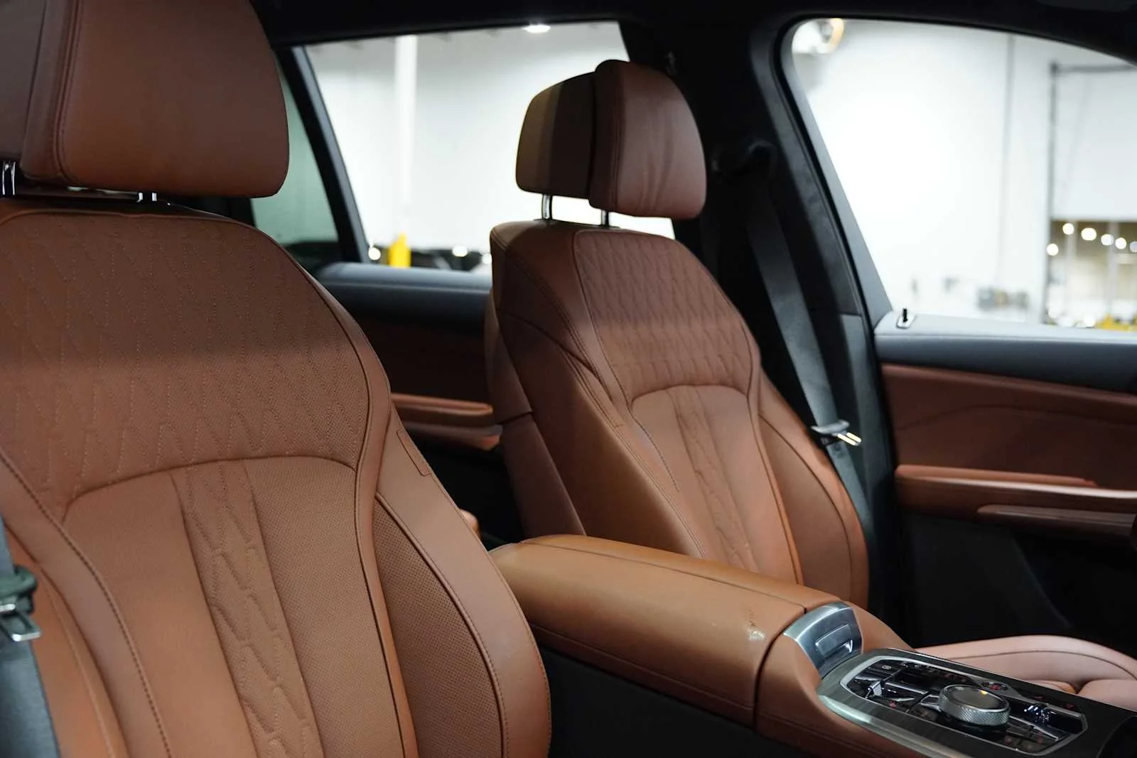 New 2027 Black Sapphire Metallic BMW xDrive40i image 11