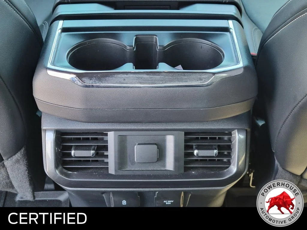 Used 2023 Black Ford XLT image 16