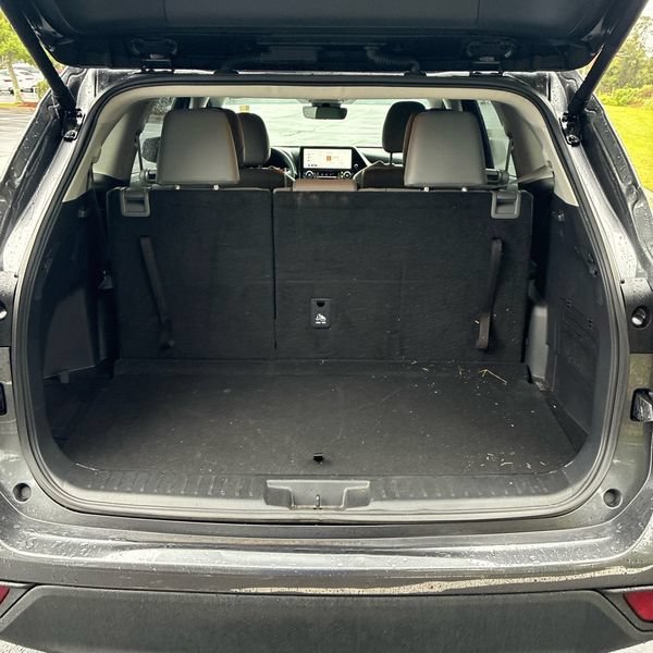 Certified Used 2025 Magnetic Gray Metallic Toyota XLE image 9