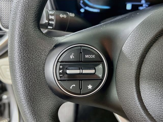 2025 Kia Soul LX - Photo 13
