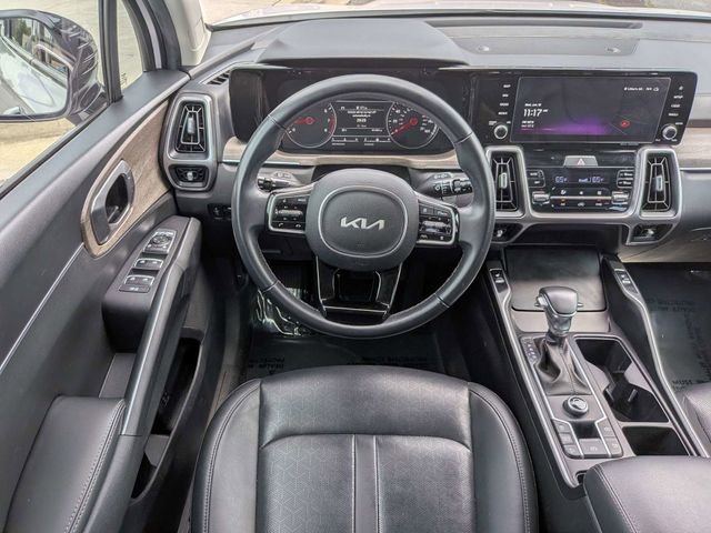 Used 2023 White Kia EX image 15