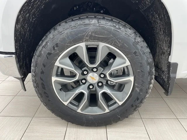 2026 Chevrolet Silverado 1500 LT - Photo 6
