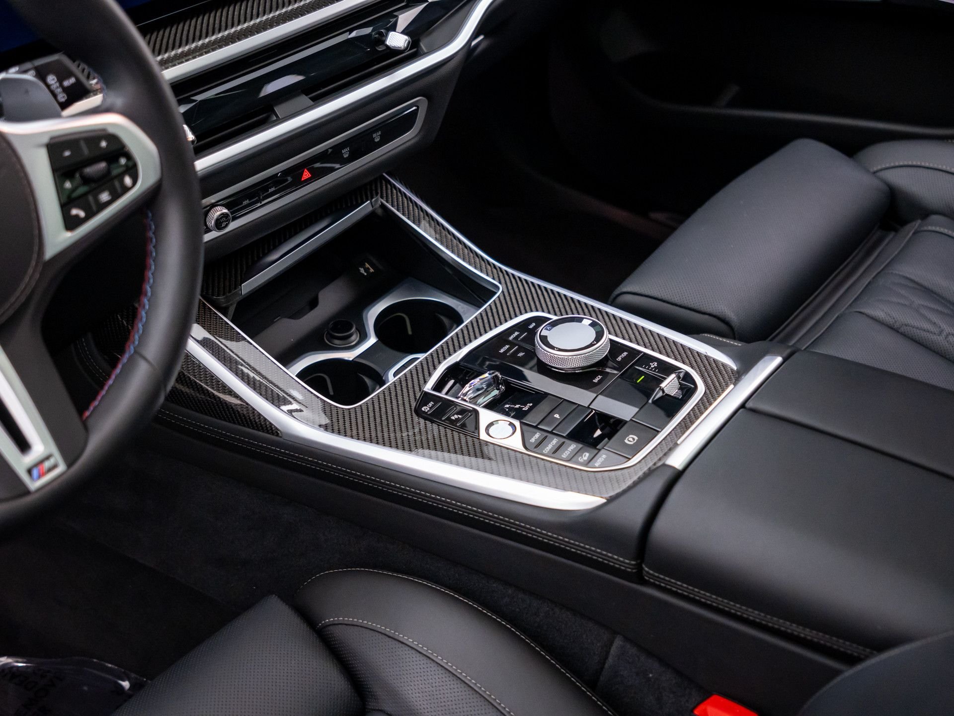 Used 2025 Gray BMW M60i image 13