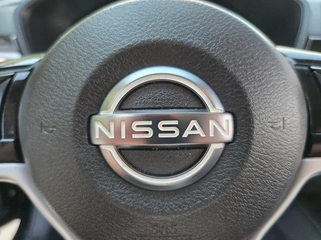 Used 2023 Black Nissan 2.5 SR image 32