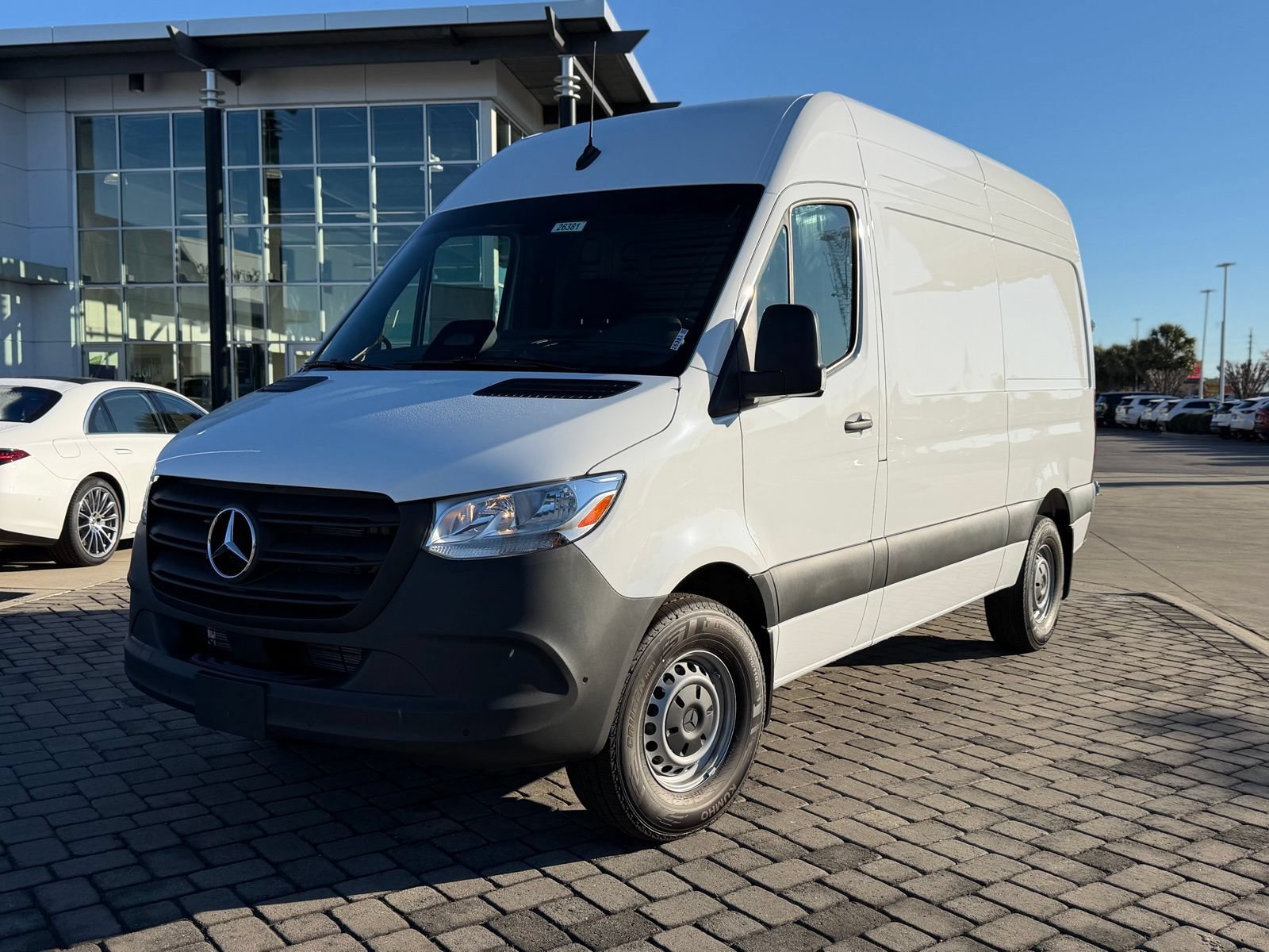 New 2026 Arctic White Mercedes-Benz Cargo 144 WB image 22