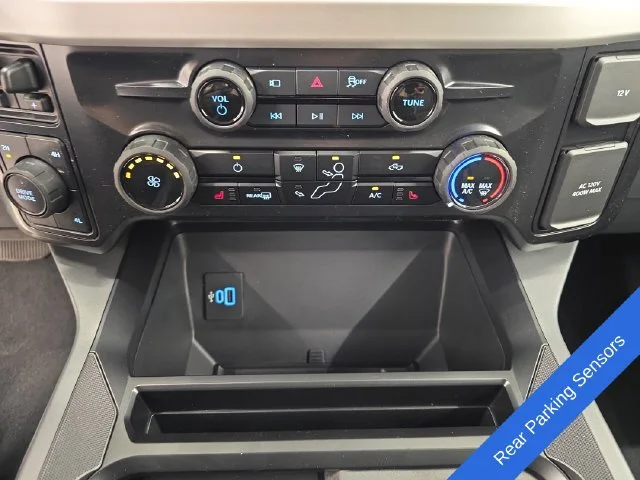 New 2026 Oxford White Ford F-250® XLT image 32