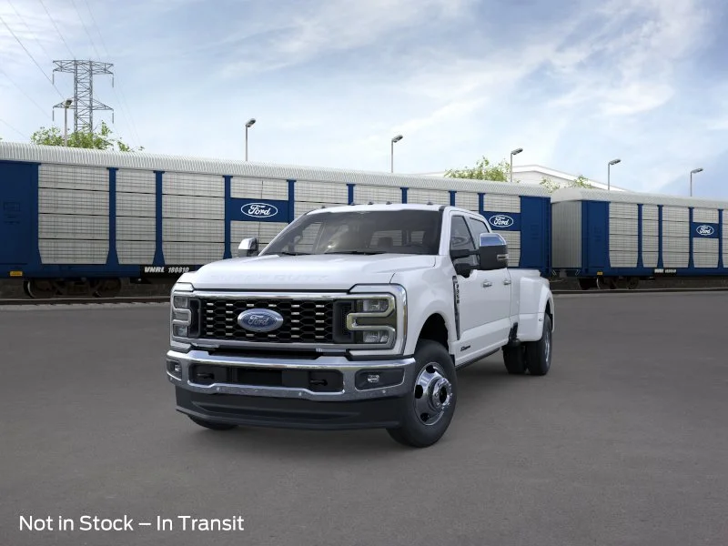 New 2026 Star White Metallic Tri-Coat Ford F-350® Lariat® image 2