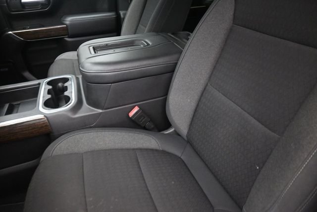 Used 2020 Black GMC Elevation image 16