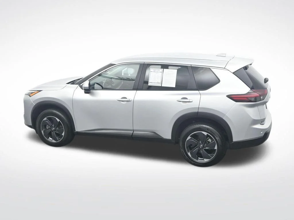 Certified Used 2025 Brilliant Silver Metallic Nissan SV image 38