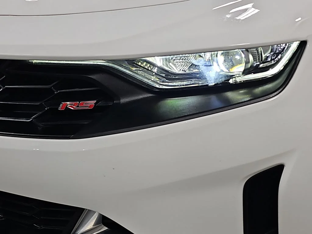 Used 2023 White Chevrolet LT1 image 33