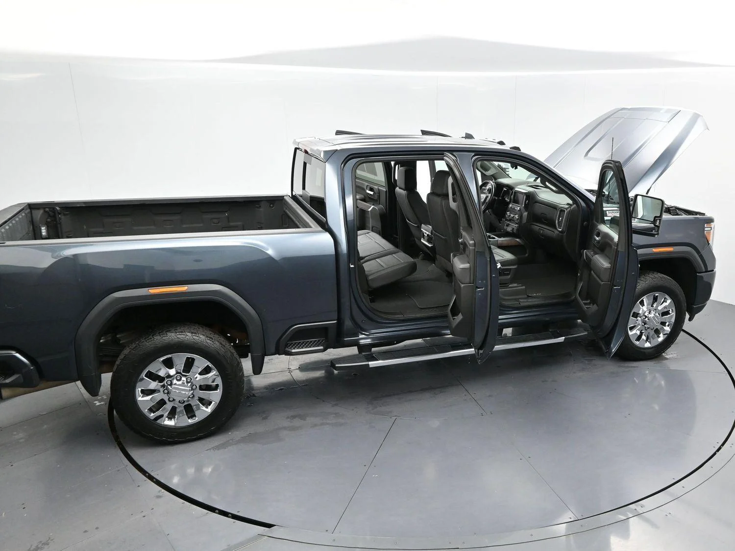 Used 2020 Dark Sky Metallic GMC Denali image 44