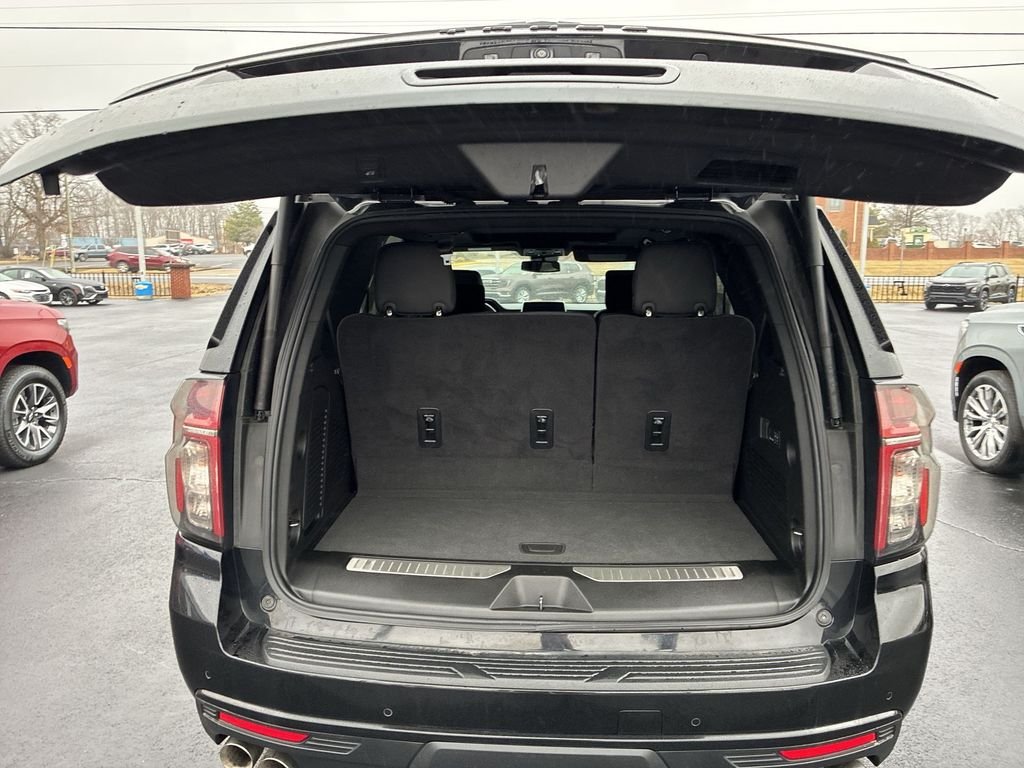 Used 2024 Black Chevrolet Z71 image 21