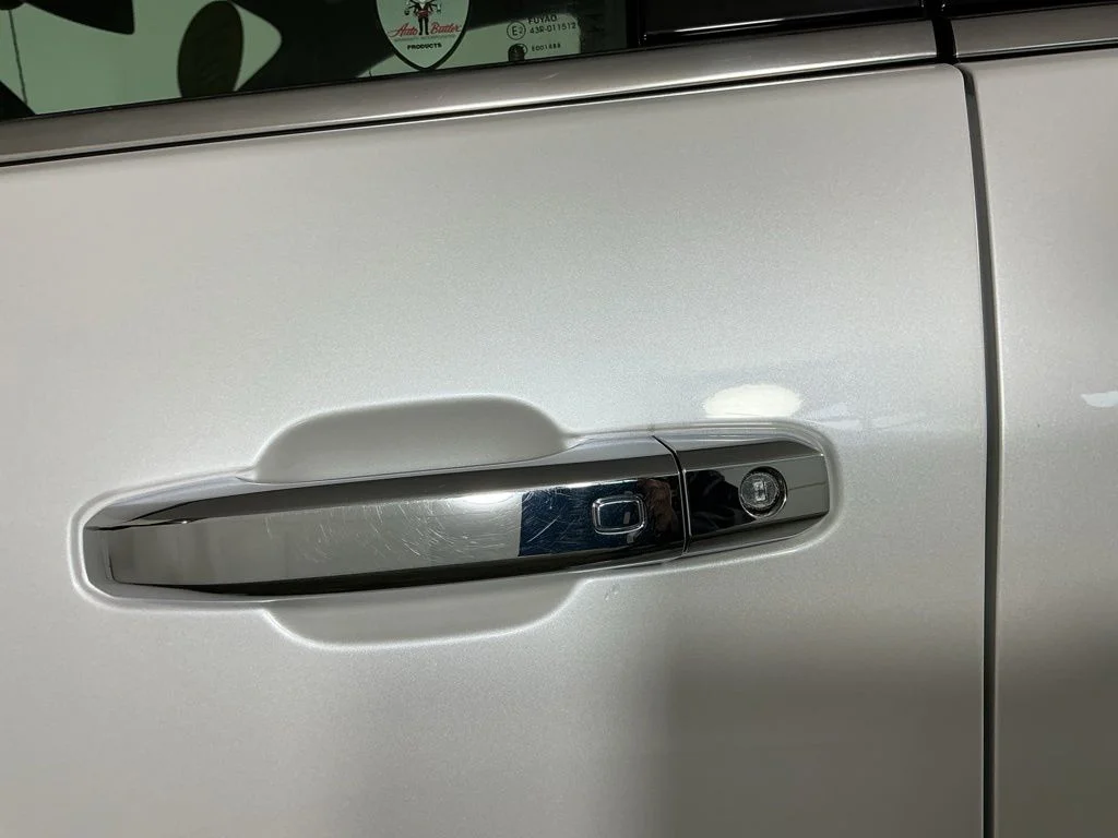 Used 2021 Beige Chevrolet High Country image 8