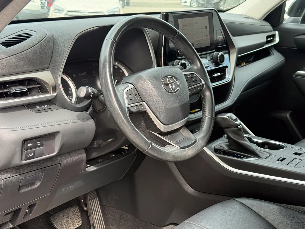 Used 2023 Black Toyota XLE image 21