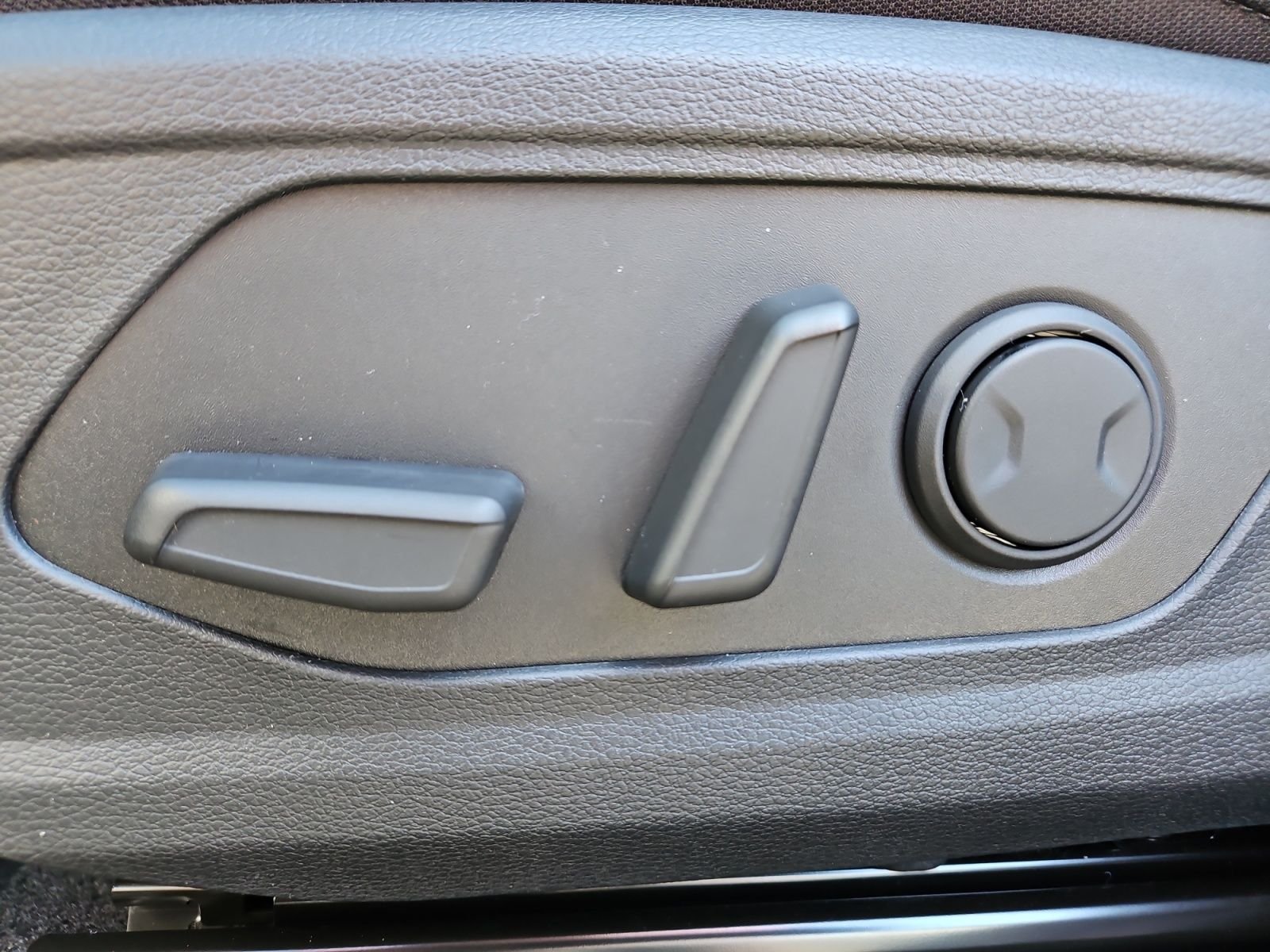 New 2026 Shadow Matte Gray Kia SX Prestige image 20