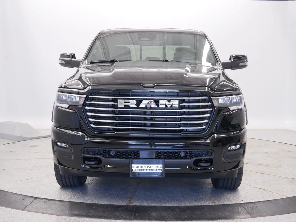 New 2026 Diamond Black Crystal Pearl-Coat Exterior Paint Ram Laramie image 9