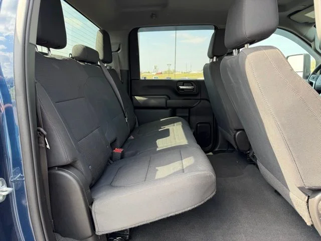 Used 2022 Blue Chevrolet Custom image 12