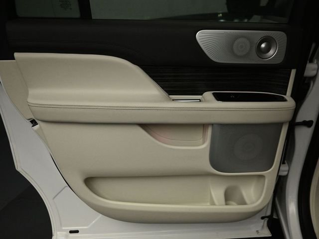 2022 LINCOLN NAVIGATOR L - Image 25