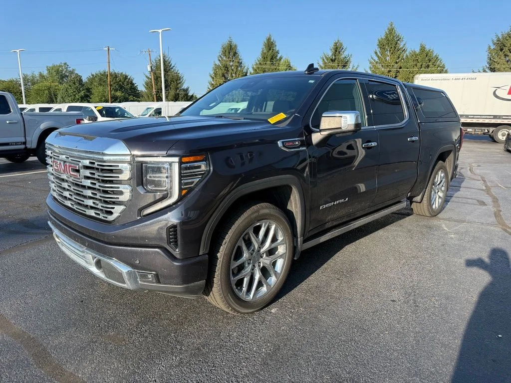 Used 2023 Silver GMC Denali image 2