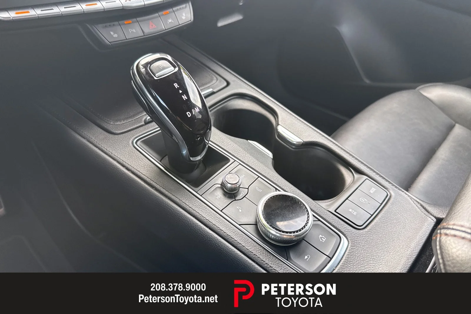 Used 2023  Cadillac Sport image 20