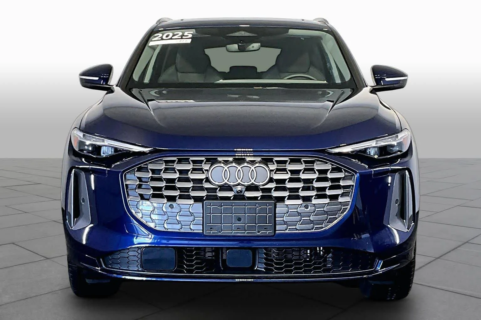 Certified Used 2025 Navarra Blue Metallic Audi Premium Plus image 4