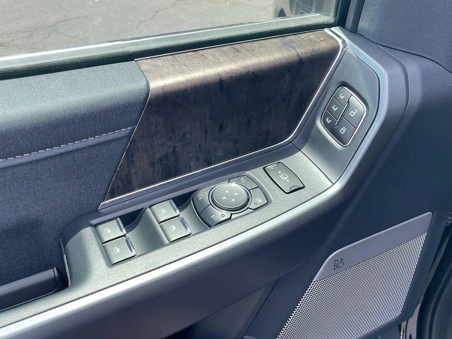 New 2026 Agate Black Metallic Ford LARIAT image 13