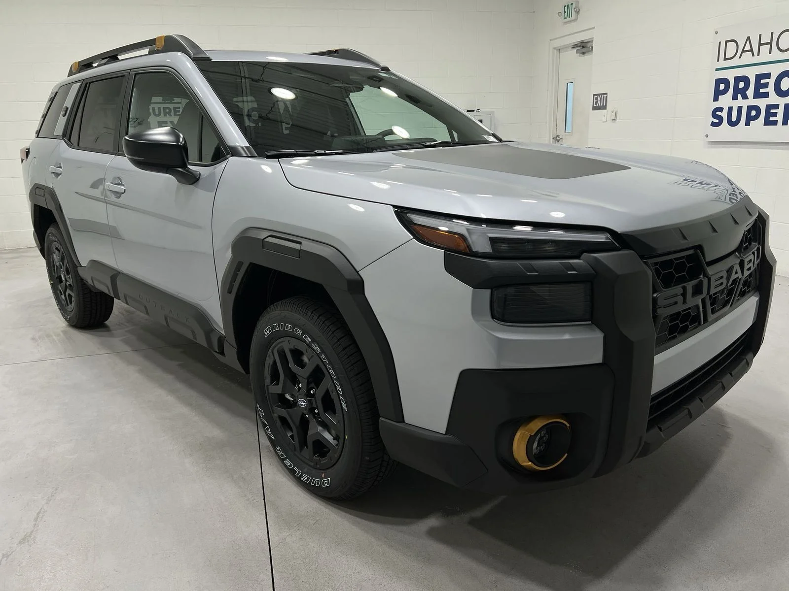 New 2026 ICE SILVER METALLIC Subaru Wilderness image 2
