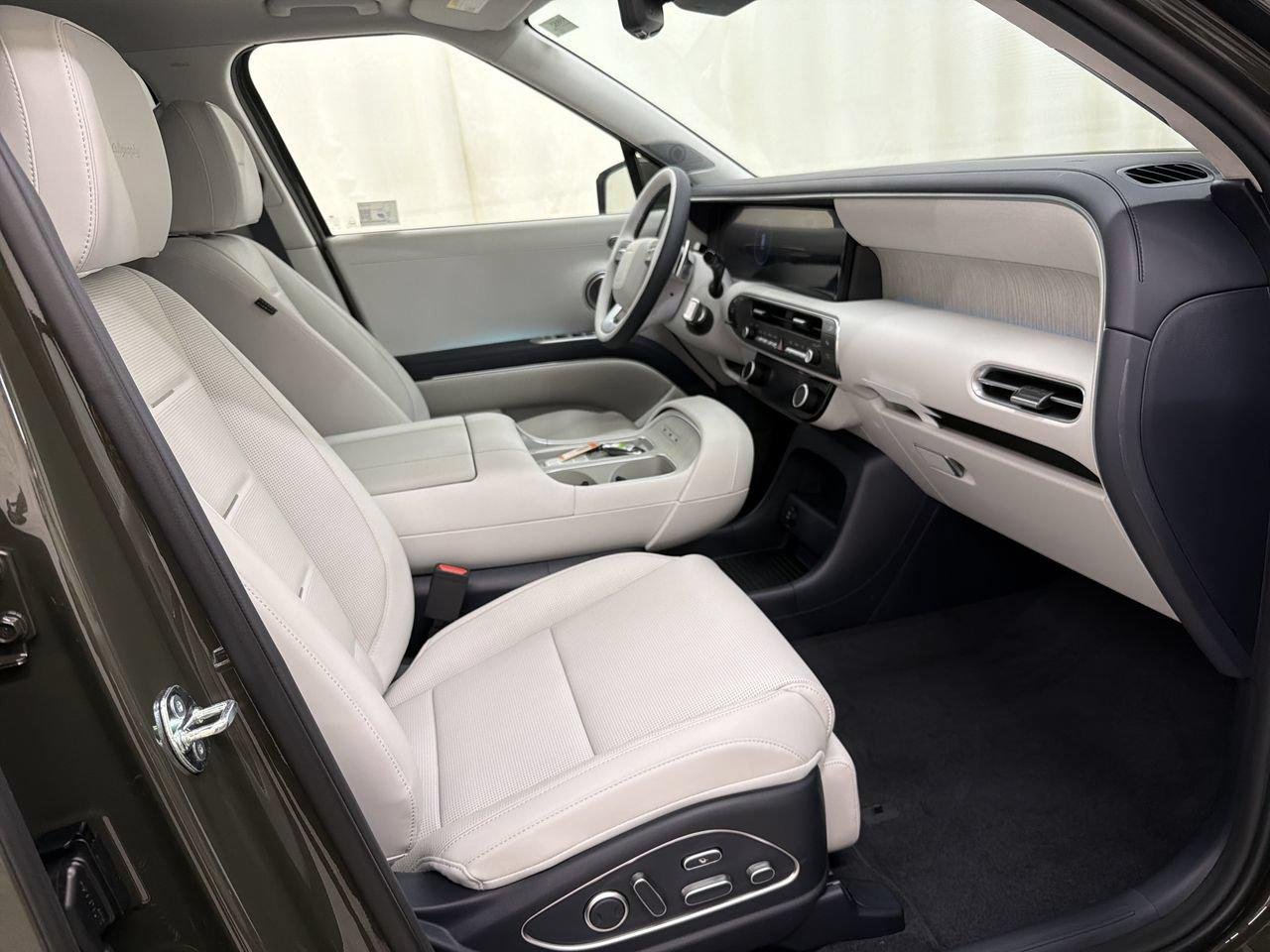 New 2027 Titan Green Pearl Hyundai Calligraphy AWD image 15