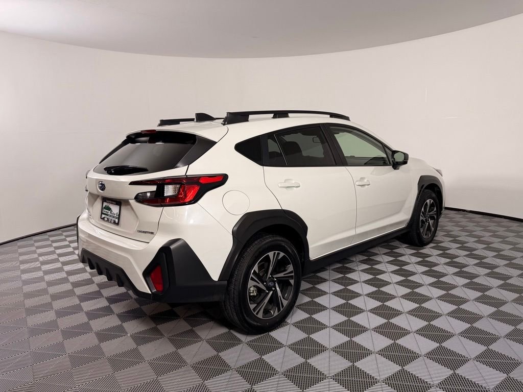 Used 2025 Crystal White Pearl Subaru Premium image 9