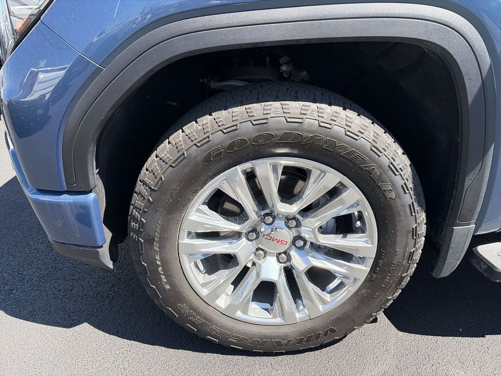 Used 2026 Blue GMC Denali image 16