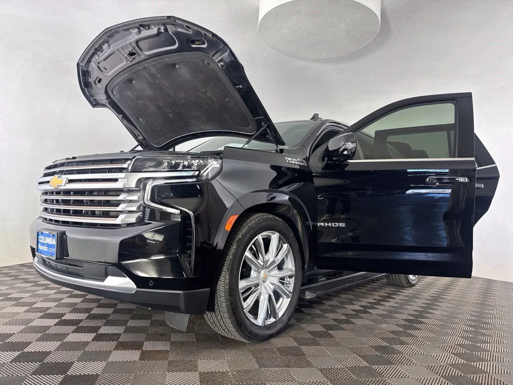 Used 2021 Black Chevrolet High Country image 17