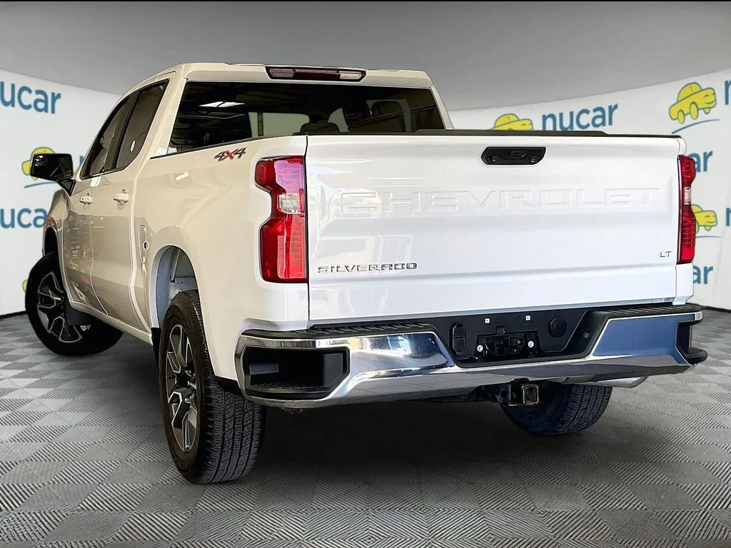 Used 2024 White Chevrolet LT image 4