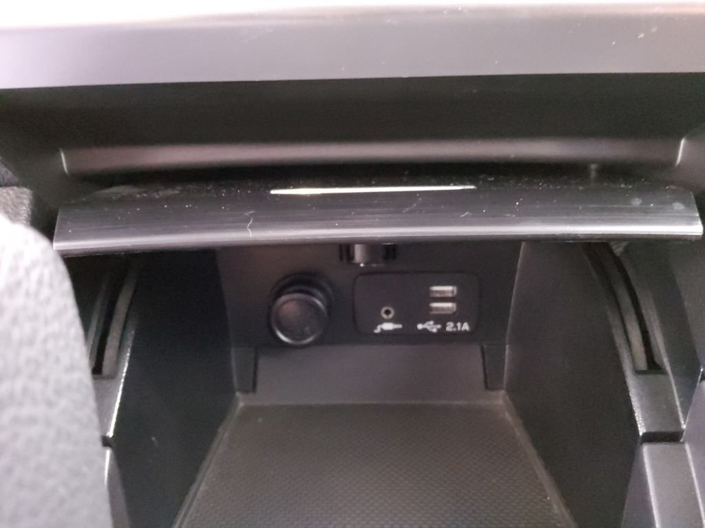 Used 2019 Brown Subaru 3.6R image 27