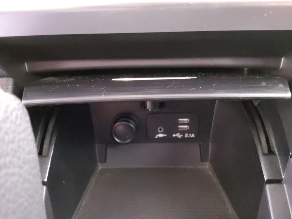 Used 2019 Brown Subaru 3.6R image 27