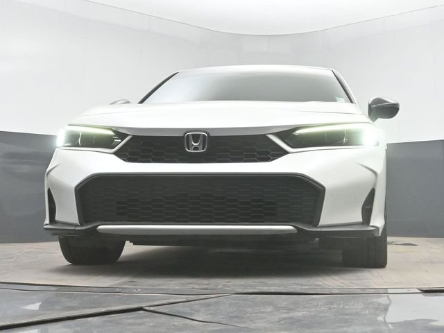 Used 2025 White Honda Sport image 40