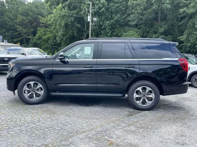 New 2027 Black Ford Active image 4