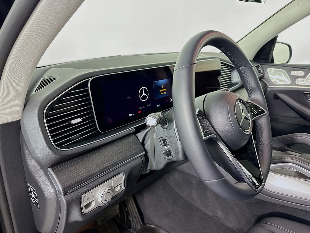 Used 2026 Black Mercedes-Benz GLE 450 image 4