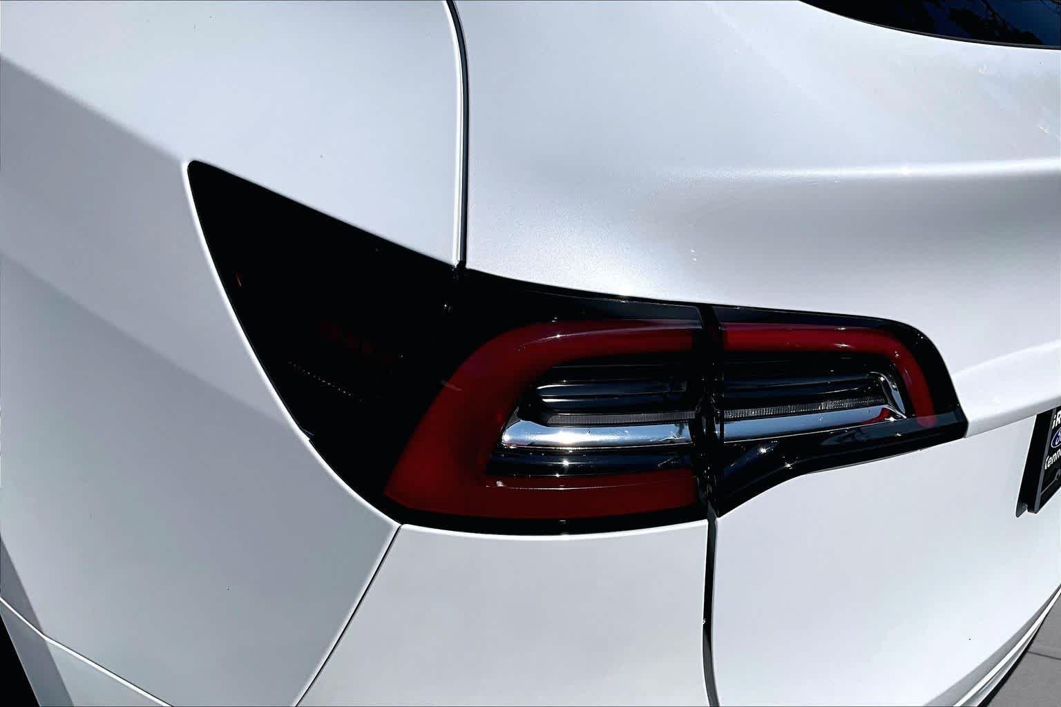 Used 2023 Pearl White Multi Tesla  image 27