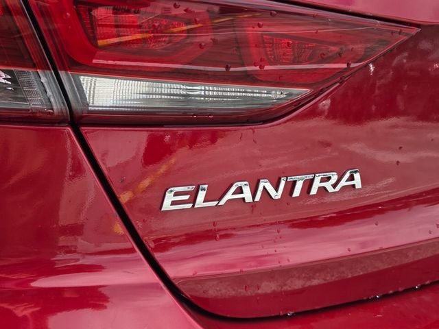 Certified Used 2018 Red Hyundai Limited image 10