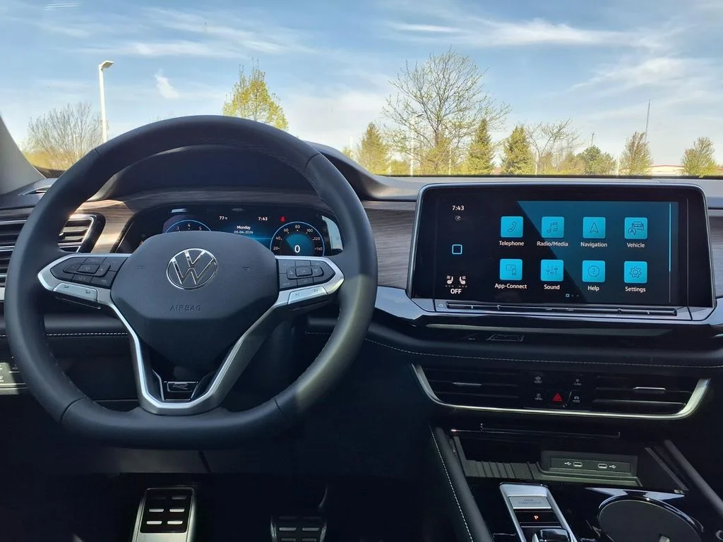 New 2026 Pure Gray Volkswagen 2.0T SEL Premium R-Line image 13