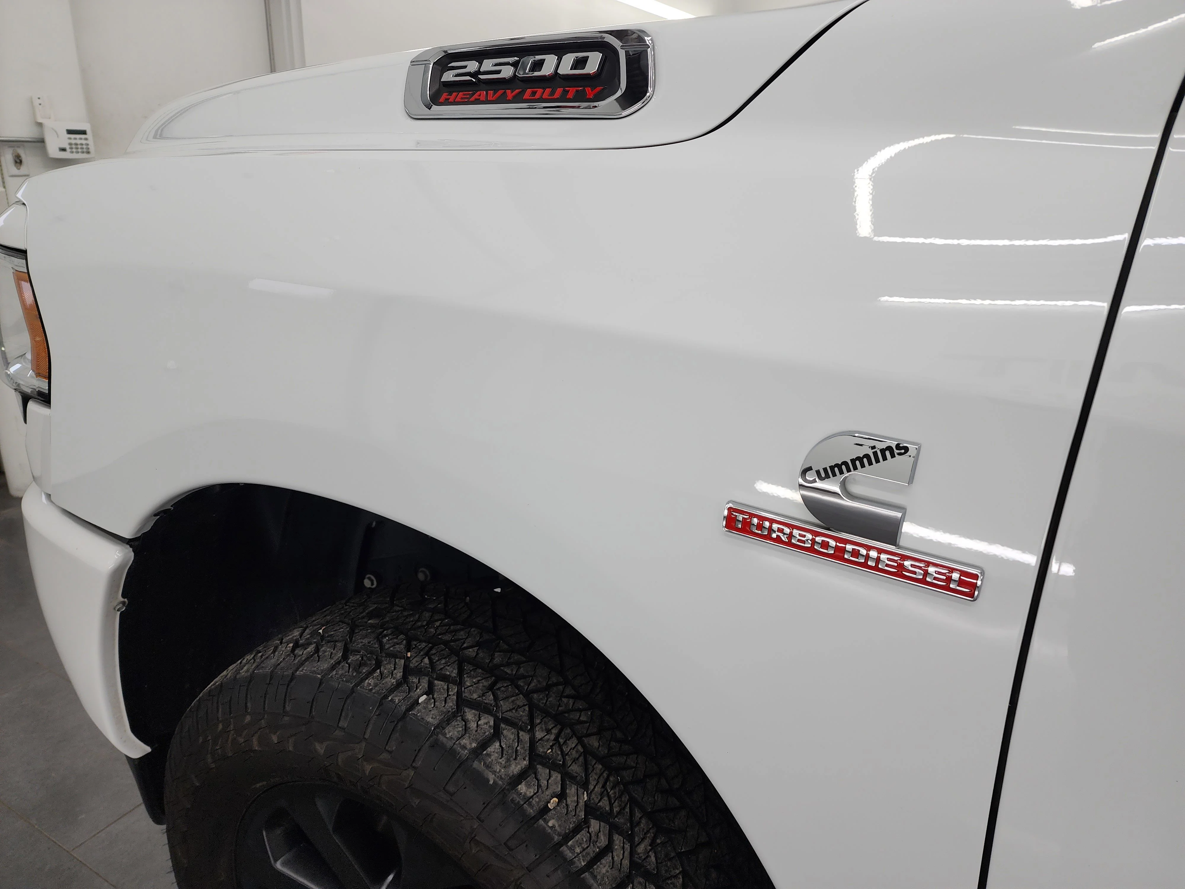 Used 2023 Bright White Clearcoat Ram Big Horn image 32