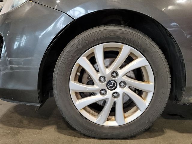 Used 2013 Graphite Mica Mazda i Touring image 10
