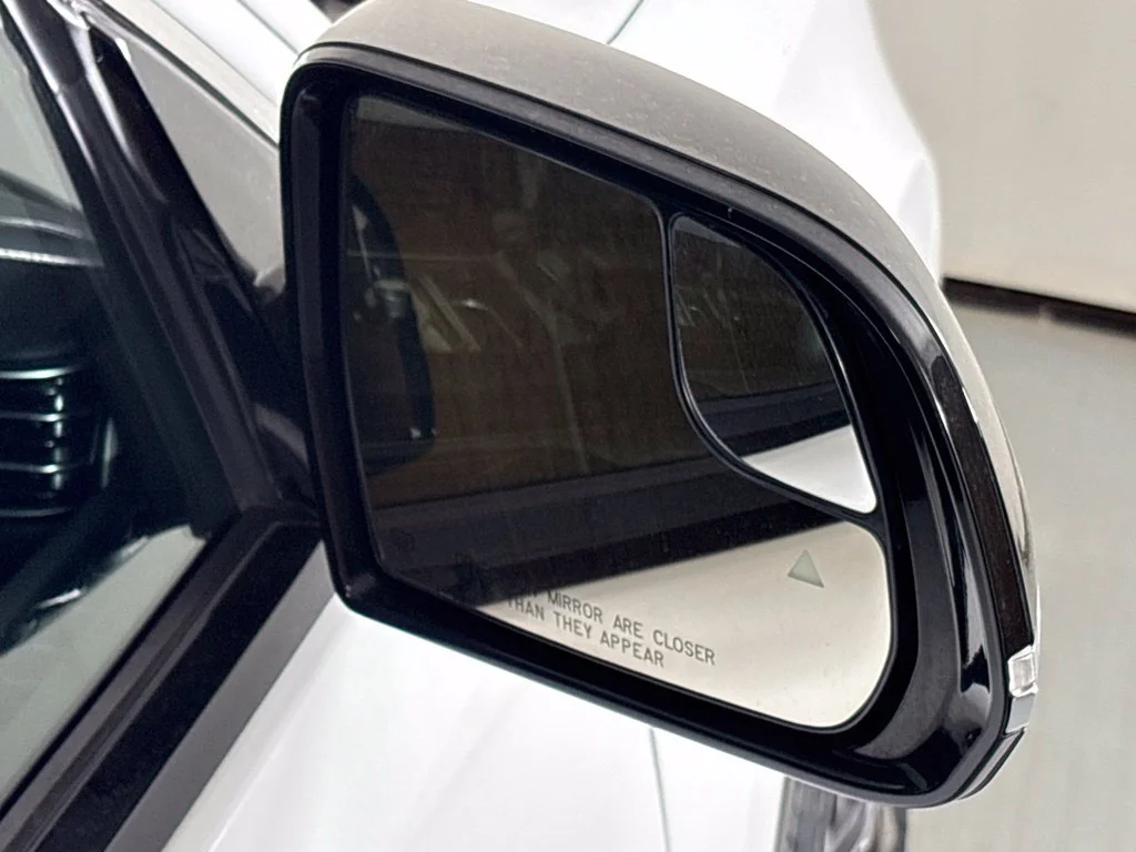 Used 2024 White Jeep Series II image 13