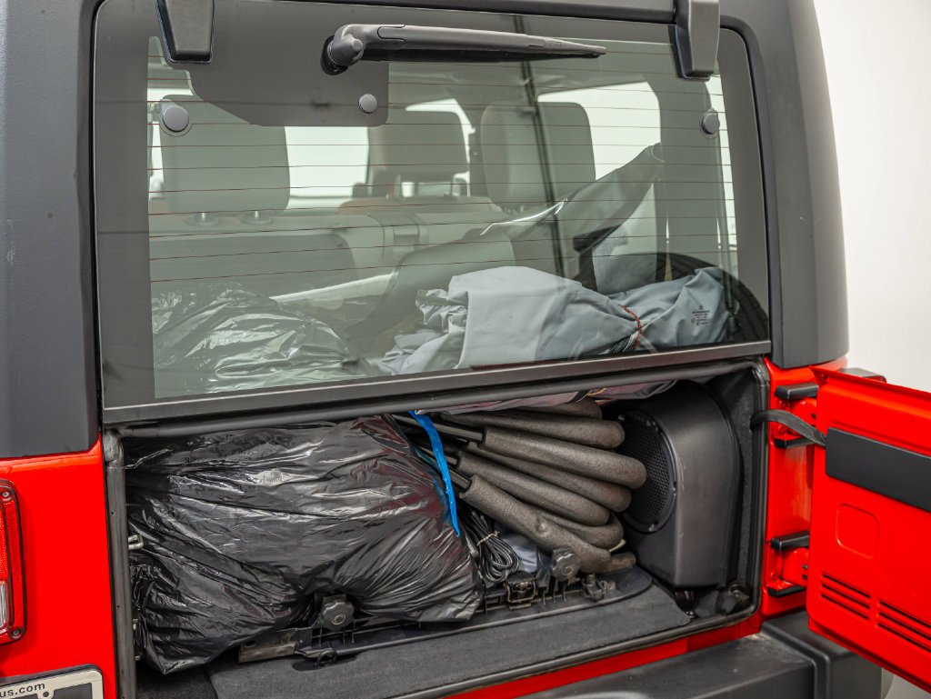 Used 2008 Flame Red Clearcoat Jeep Rubicon image 17