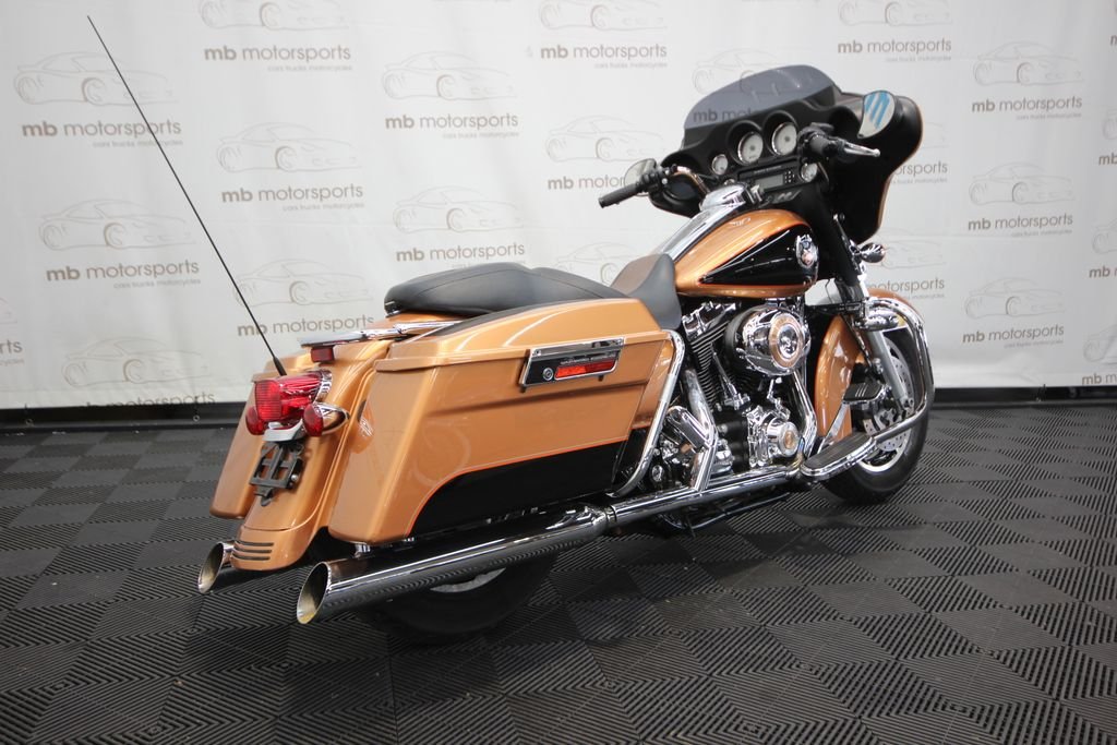 Used 2008 Brown Harley-Davidson FLHX image 8